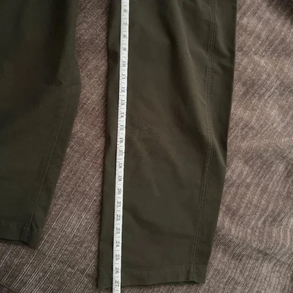 NWT Uniqlo Olive Jersey Barrel Pants size S (Japan) - Picture 6 of 6